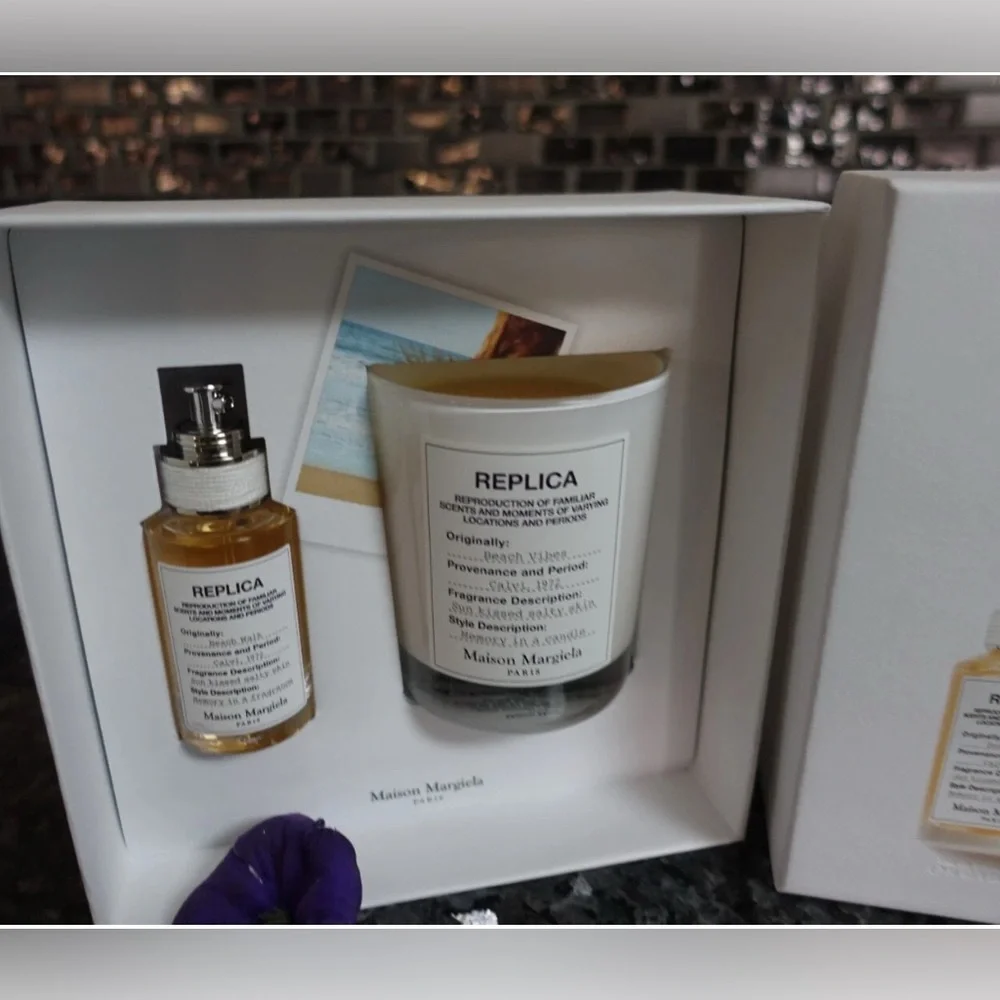 Maison Martin Margiela Replica Body Wash Set - White and Cream - Picture 4 of 4
